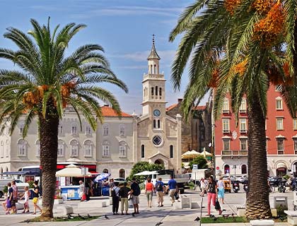 Discover Split: Panoramic Bus + Walking Tour