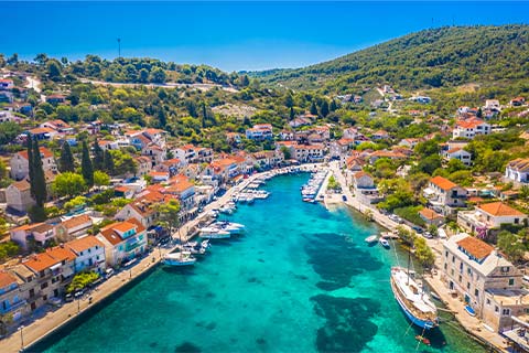 Half-day Tour - Trogir, Blue Lagoon & island Solta by That's it