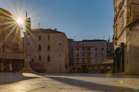 Split sunrise – EARLY MORNING WALKING TOUR by That's it